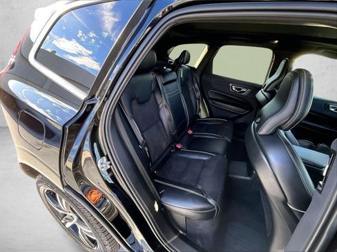 Used 2019 Volvo XC60 T8 R-Design w/ Protection Package Premier image 29