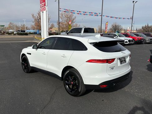 Used 2019 Jaguar F-PACE Premium image 38
