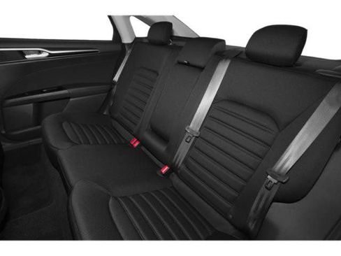 Used 2015 Ford Fusion SE w/ Equipment Group 202A FWD image 14