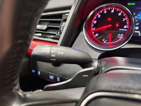 Used 2020 Toyota Camry XSE image 35