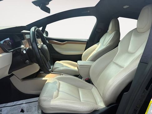 Used 2020 Tesla Model X Long Range AWD/4WD image 9