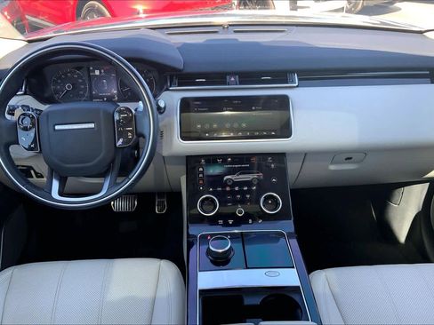 Used 2020 Land Rover Range Rover Velar R-Dynamic S image 15