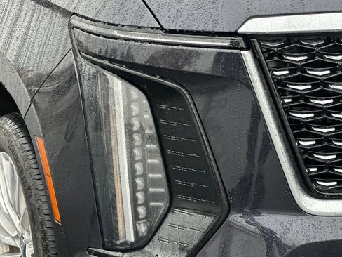 Certified 2025 Cadillac Escalade Premium Luxury image 48