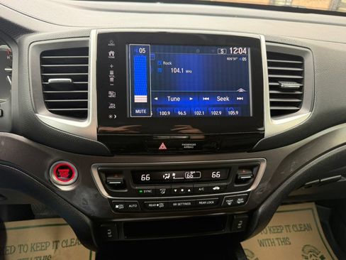 Used 2017 Honda Pilot EX-L image 19