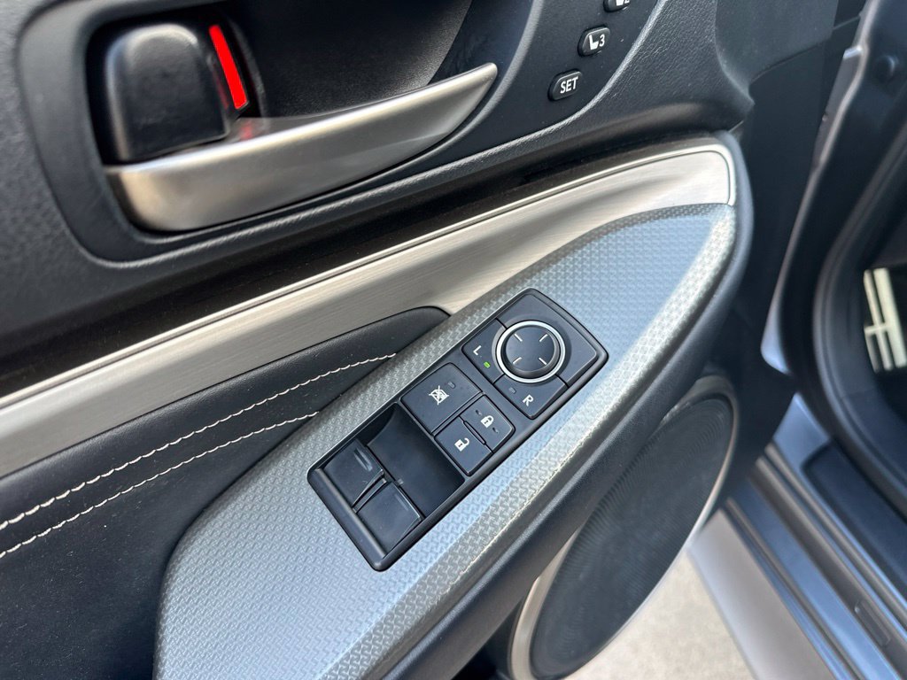 Used 2016 Lexus RC 300 AWD image 32