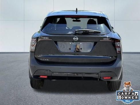 Used 2025 Nissan Kicks S FWD image 10