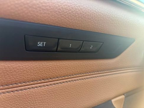Used 2023 BMW M550i xDrive w/ Executive Package AWD/4WD image 17