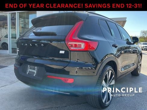 Certified 2021 Volvo XC40 P8 Recharge w/ Advanced Package image 6