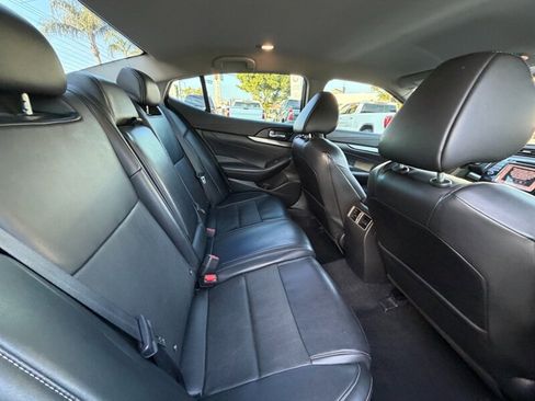 Used 2021 Nissan Maxima 3.5 SV FWD image 44