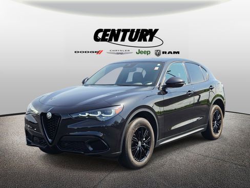Used 2024 Alfa Romeo Stelvio Sprint AWD/4WD image 8