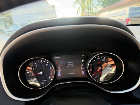 Used 2018 Jeep Compass Limited w/ Navigation Group AWD/4WD image 21