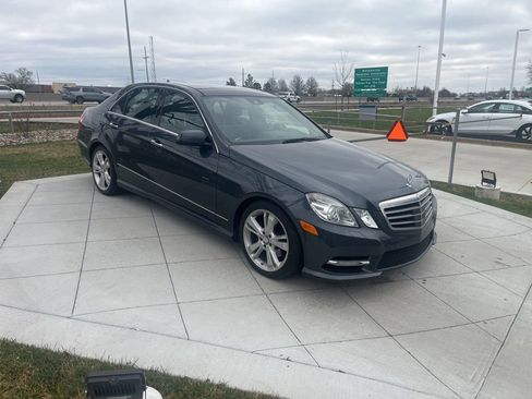 Used 2013 Mercedes-Benz E 350 E 350 image 2
