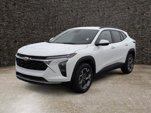 New 2026 Chevrolet Trax LT image 6