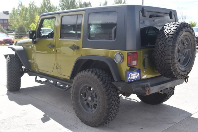 Used 2010 Jeep Wrangler Unlimited Rubicon AWD/4WD image 6