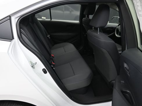 Used 2026 Toyota Corolla LE FWD image 10