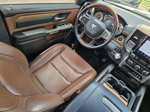 Used 2022 RAM 1500 Limited w/ Body Color Bumper Group AWD/4WD image 19