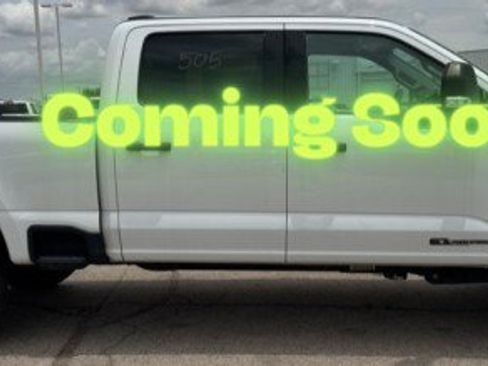 Used 2024 Ford F250 XLT w/ FX4 Off-Road Package AWD/4WD image 3