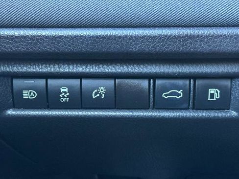 Certified 2025 Toyota Camry LE image 29