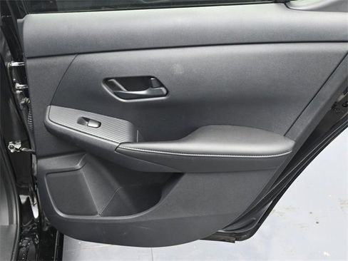 Used 2025 Nissan Sentra S image 30