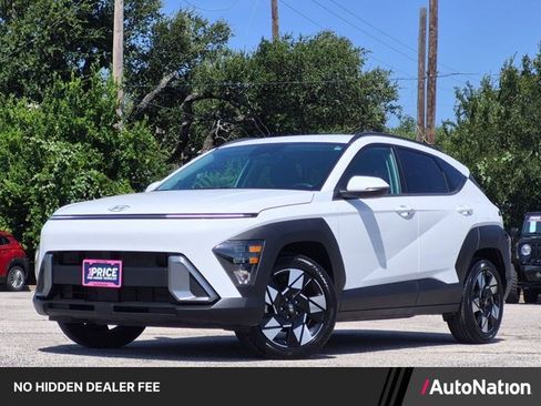Used 2025 Hyundai Kona SEL FWD image 1