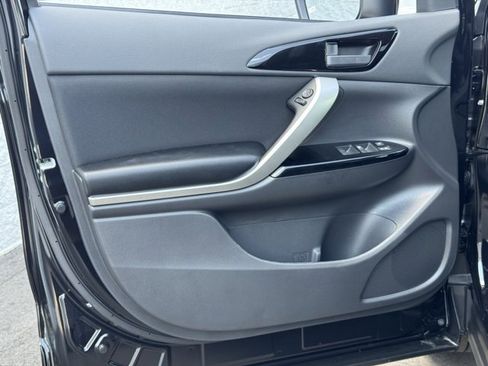 New 2025 Mitsubishi Eclipse Cross AWD image 18