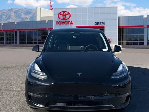 Used 2021 Tesla Model Y Long Range image 2