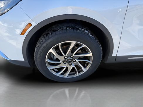 Used 2021 Lincoln Corsair AWD w/ Equipment Group 101A image 20