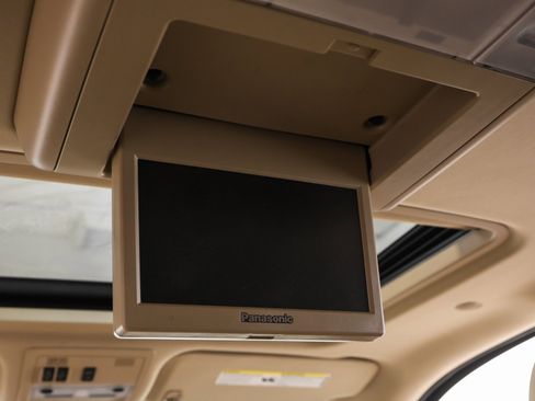 Used 2013 GMC Yukon Denali image 44