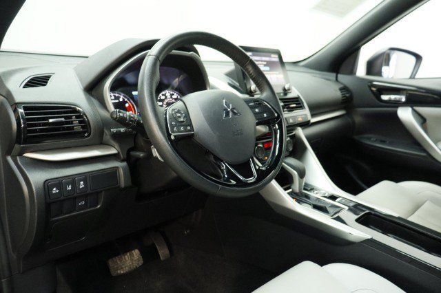 Used 2024 Mitsubishi Eclipse Cross SEL AWD/4WD image 6