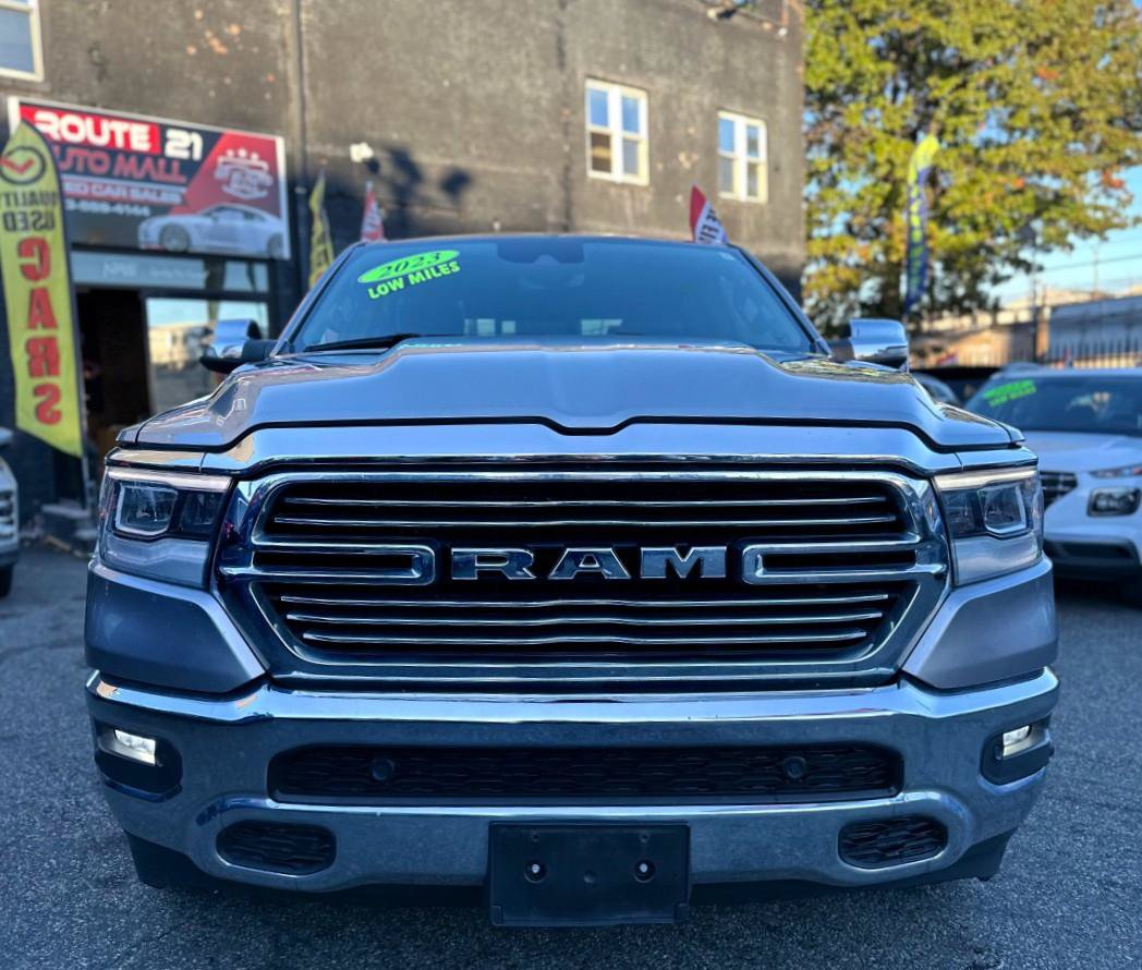 Used 2023 RAM 1500 Laramie AWD/4WD image 2