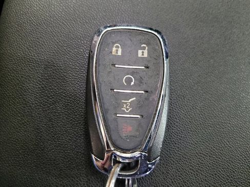 Used 2018 Chevrolet Equinox LT AWD/4WD image 32