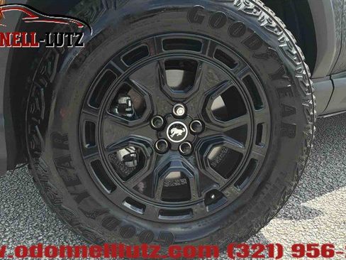 Used 2025 Ford Bronco Sport Badlands w/ Sasquatch Badlands Package AWD/4WD image 2