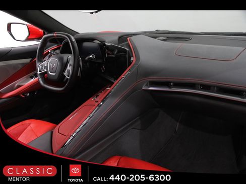 Used 2021 Chevrolet Corvette Stingray Preferred Cpe w/ Z51 Performance Package image 23