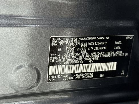 Used 2021 Toyota RAV4 XLE image 50