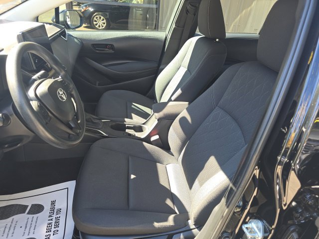 Used 2024 Toyota Corolla LE FWD image 16