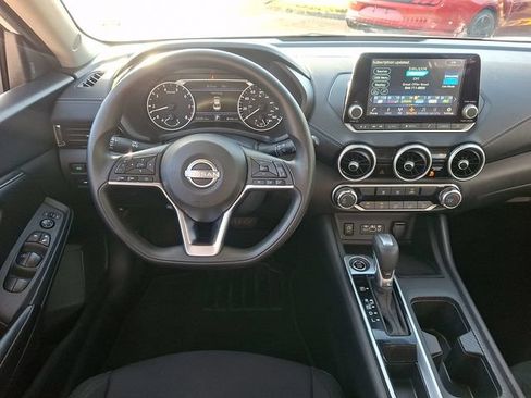 Used 2024 Nissan Sentra SV FWD image 11