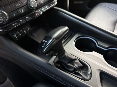 Used 2022 Dodge Durango GT image 21