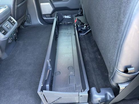 Used 2025 Ford F150 Lariat w/ Equipment Group 502A High AWD/4WD image 9