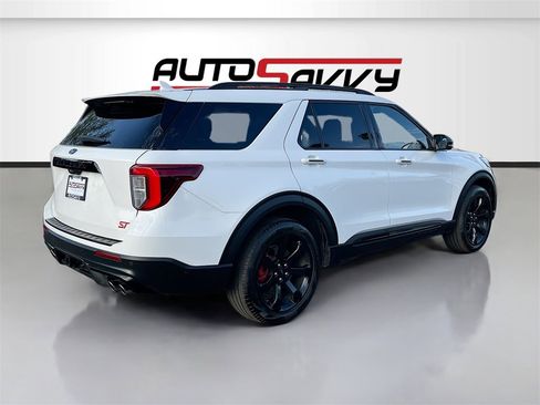 Used 2023 Ford Explorer ST w/ Equipment Group 401A image 7