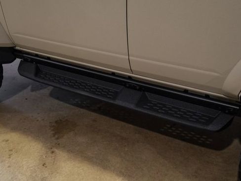 Used 2025 Ford Bronco Raptor image 9