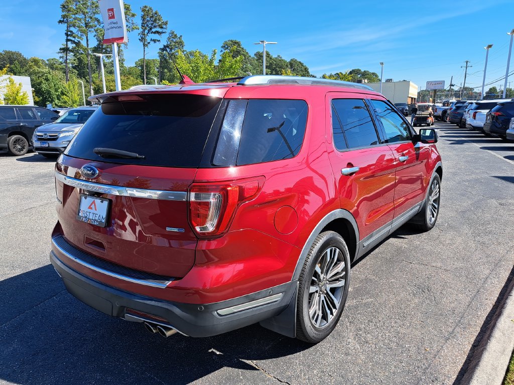 Used 2018 Ford Explorer Platinum AWD/4WD image 7