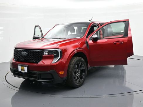 New 2026 Ford Maverick Lariat w/ Black Appearance Package image 28