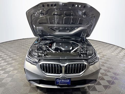 Used 2024 BMW 530i xDrive w/ Premium Package image 23