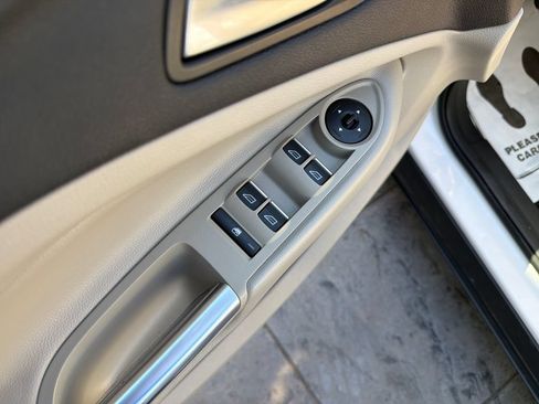 Used 2017 Ford Escape Titanium w/ Equipment Group 301A FWD image 25