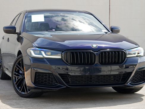 Used 2021 BMW 540i w/ M Sport Package RWD image 4