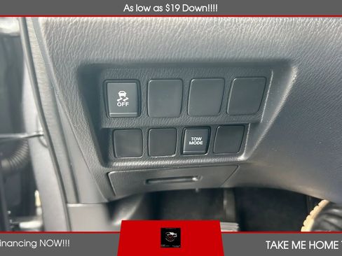 Used 2018 Nissan Pathfinder S AWD/4WD image 15