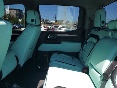 New 2026 GMC Sierra 1500 Elevation image 13