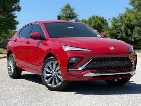 New 2026 Buick Envista Avenir FWD image 2
