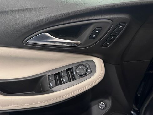 Certified 2025 Buick Encore GX Avenir w/ Avenir Convenience Package AWD/4WD image 24