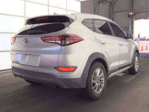 Used 2018 Hyundai Tucson SEL FWD image 2